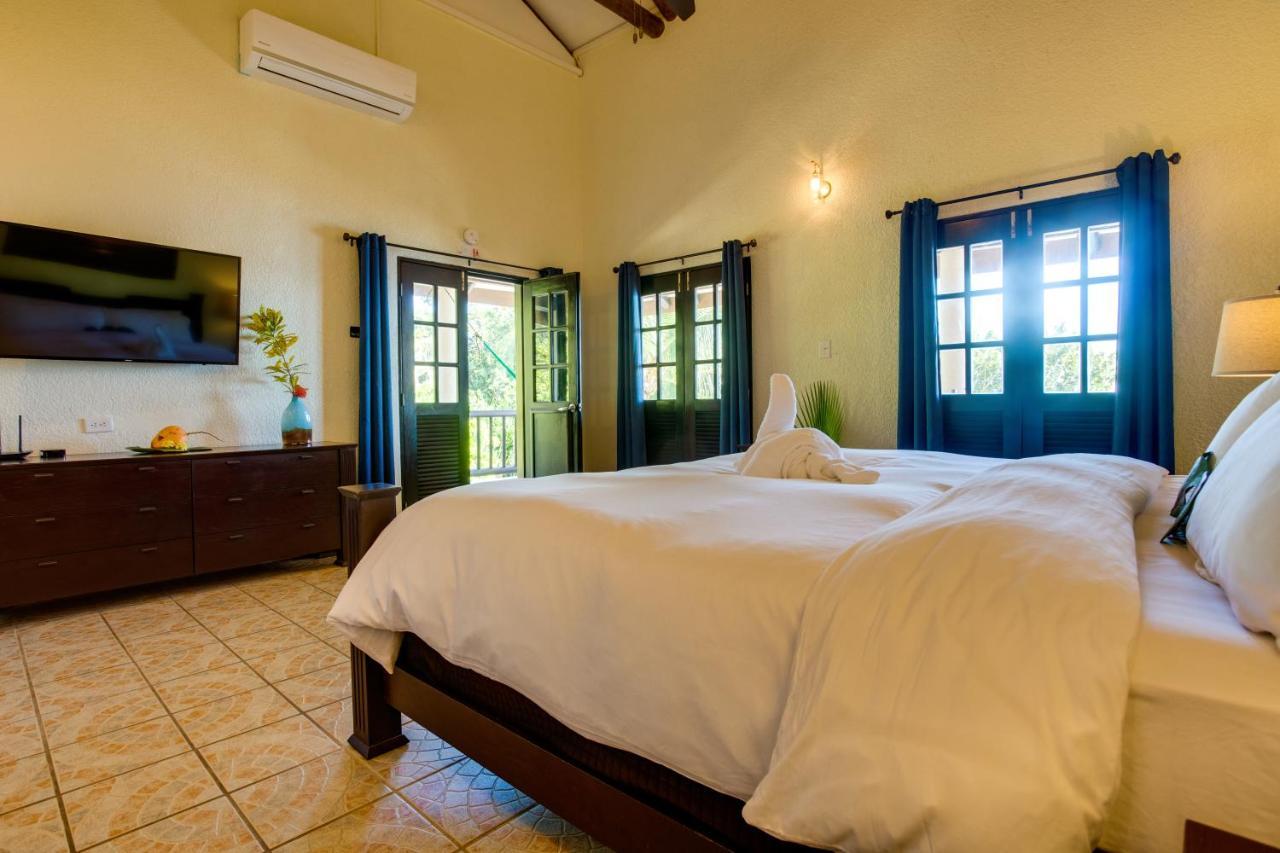 Mariposa Belize Beach Resort Placencia Exteriér fotografie